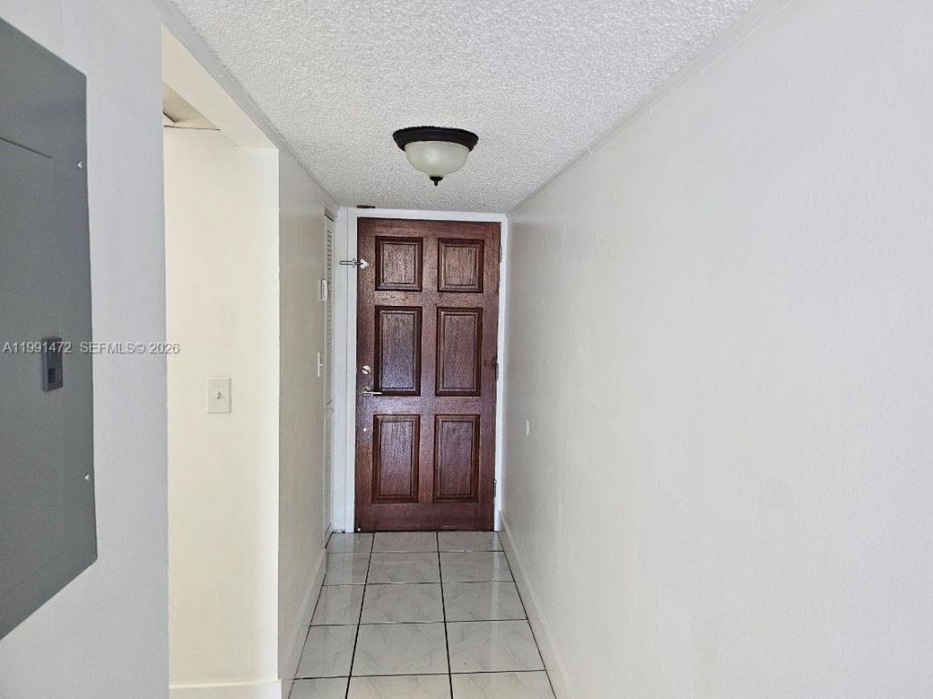 10090 NW 80th Ct , Unit 1350, Hialeah Gardens, FL 33016 Photo