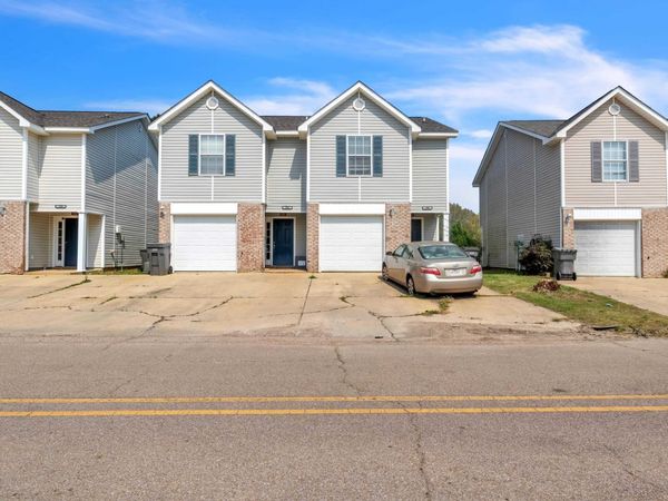 590/592 Kirk Cauldy, Starkville, MS 39759