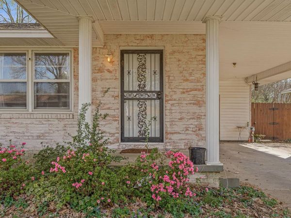 703 Valley Drive, Jonesboro, AR 72401