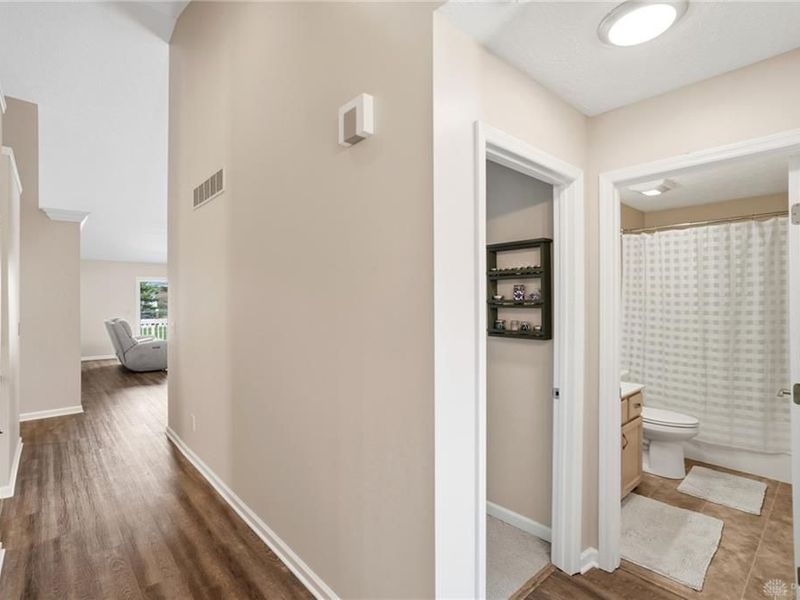 1427 Weatherfield Court, Centerville, OH 45459 Photo 13