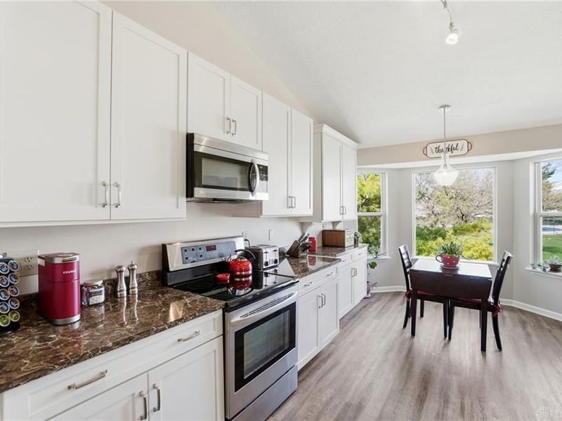 1427 Weatherfield Court, Centerville, OH 45459 Photo 18