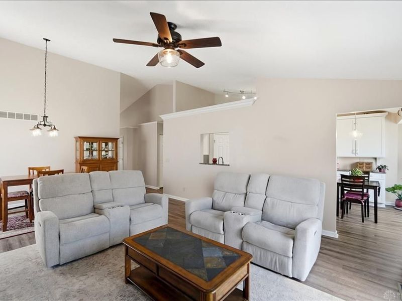 1427 Weatherfield Court, Centerville, OH 45459 Photo 28