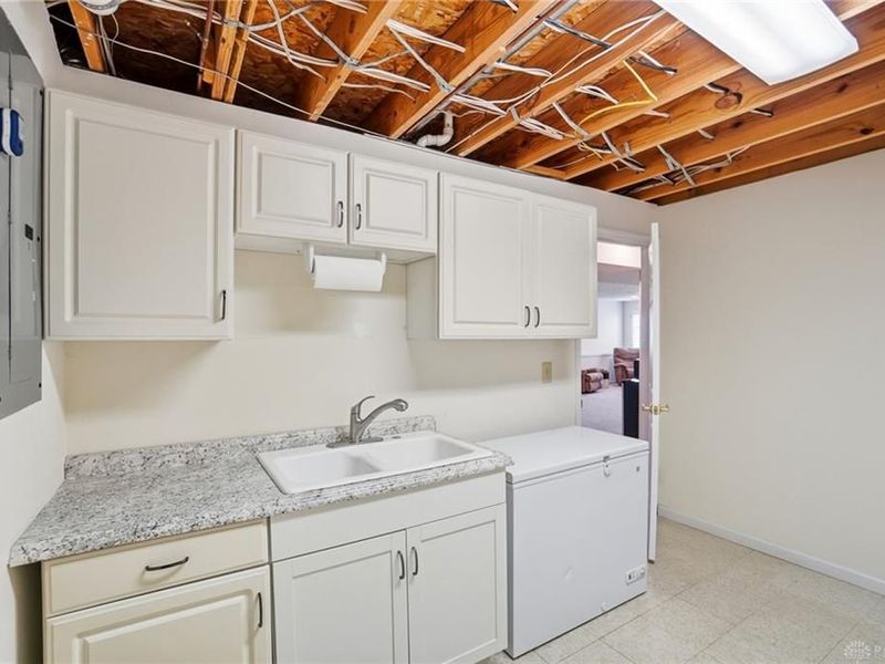 1427 Weatherfield Court, Centerville, OH 45459 Photo 54