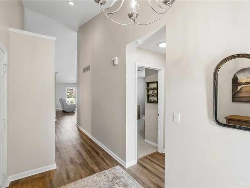 1427 Weatherfield Court, Centerville, OH 45459 Photo 8