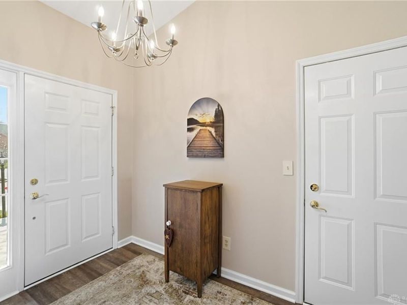 1427 Weatherfield Court, Centerville, OH 45459 Photo 9