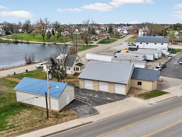 317 S Kingshighway Street , Perryville, MO 63775