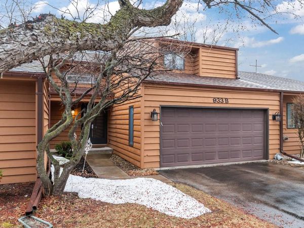 933 E WINDFIELD PLACE, Unit B, Appleton, WI 54911
