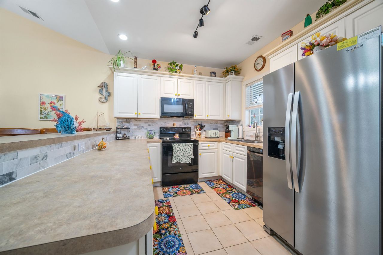 4820 Magnolia Lake Dr.  Photo 5