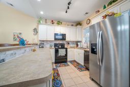 4820 Magnolia Lake Dr.  photo 4