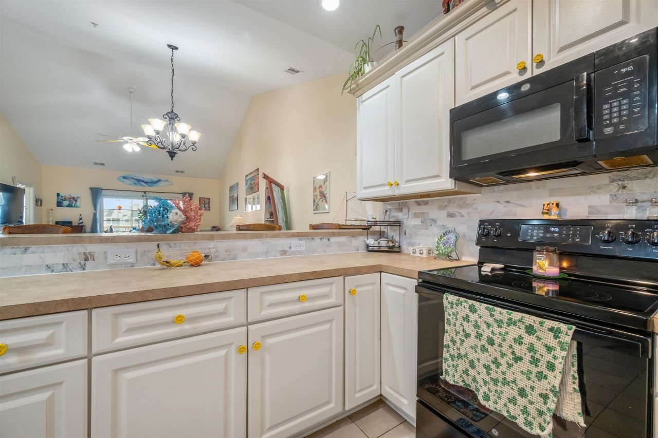 4820 Magnolia Lake Dr.  Photo 7