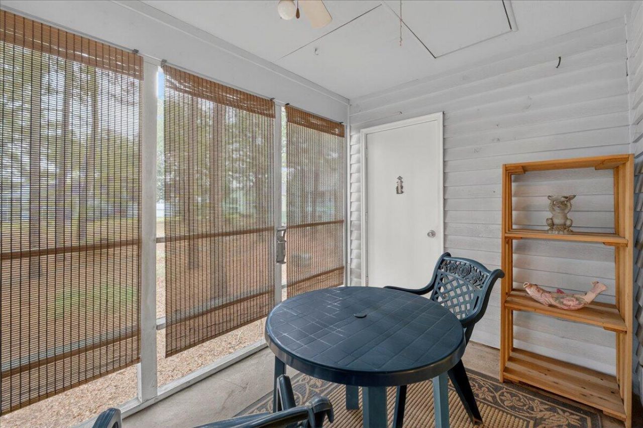 2011 Coldspring Drive Photo 22