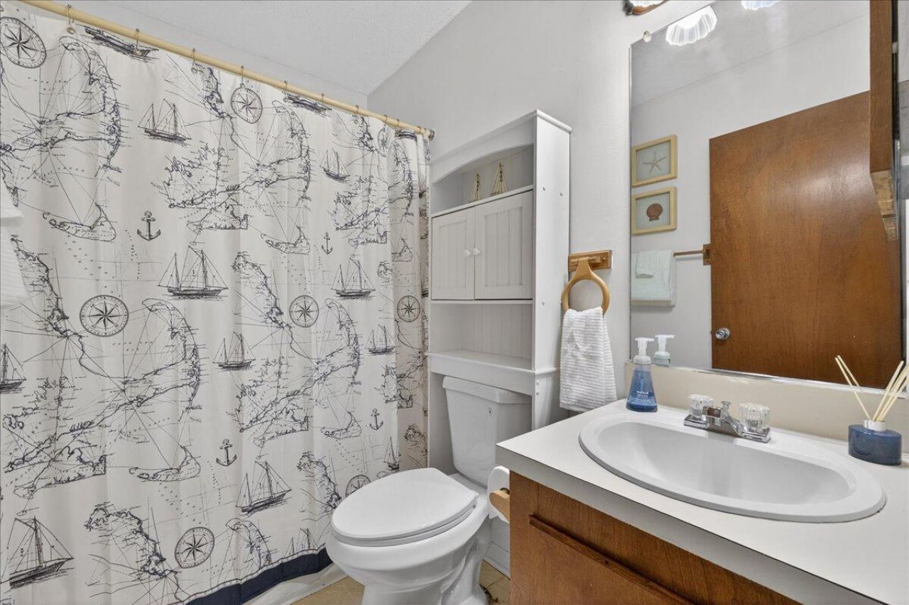 2011 Coldspring Drive Photo 24