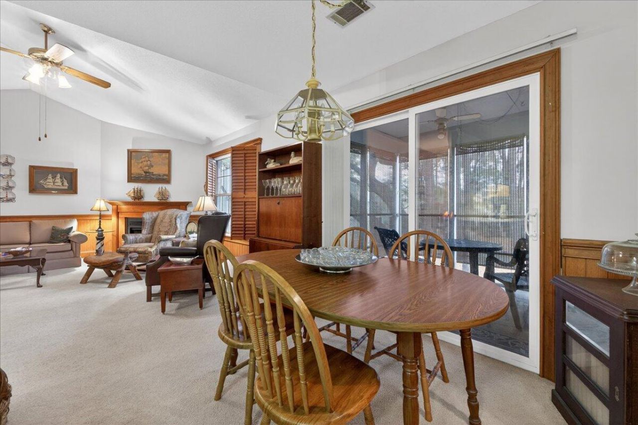 2011 Coldspring Drive Photo 9