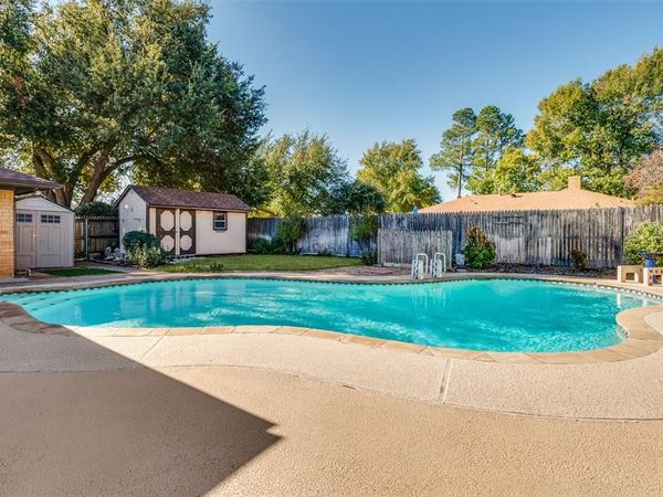 1910 Jamestown Court, Arlington, TX 76013