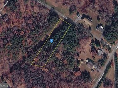 1090 RED FOX LANE , MONETA, VA 24121