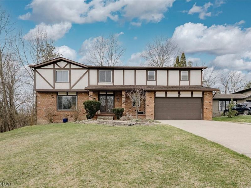 5875 Deepwood Trail, Solon, OH 44139 Photo 1