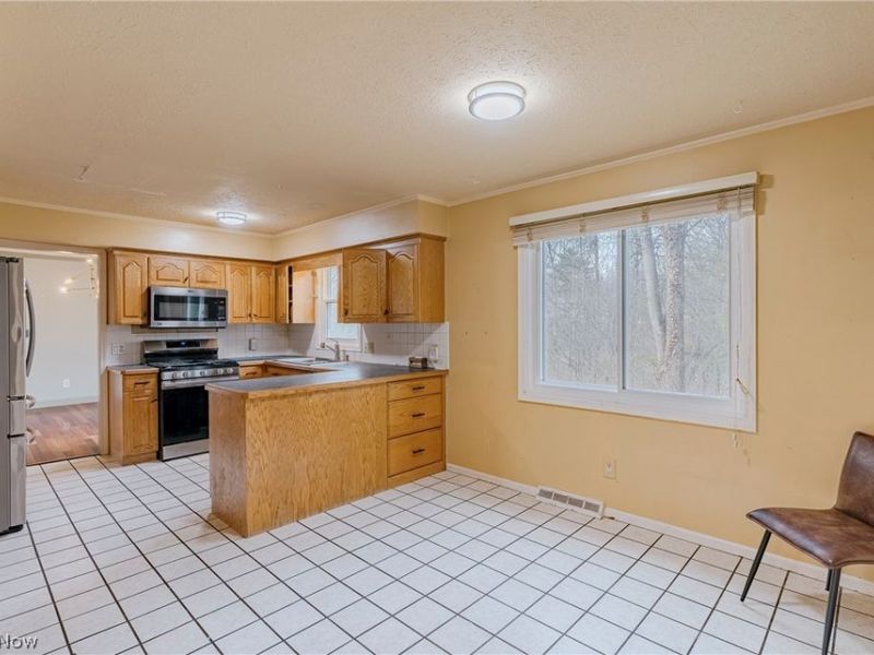 5875 Deepwood Trail, Solon, OH 44139 Photo 12