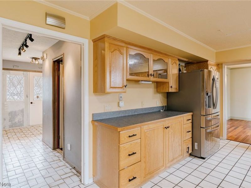 5875 Deepwood Trail, Solon, OH 44139 Photo 13