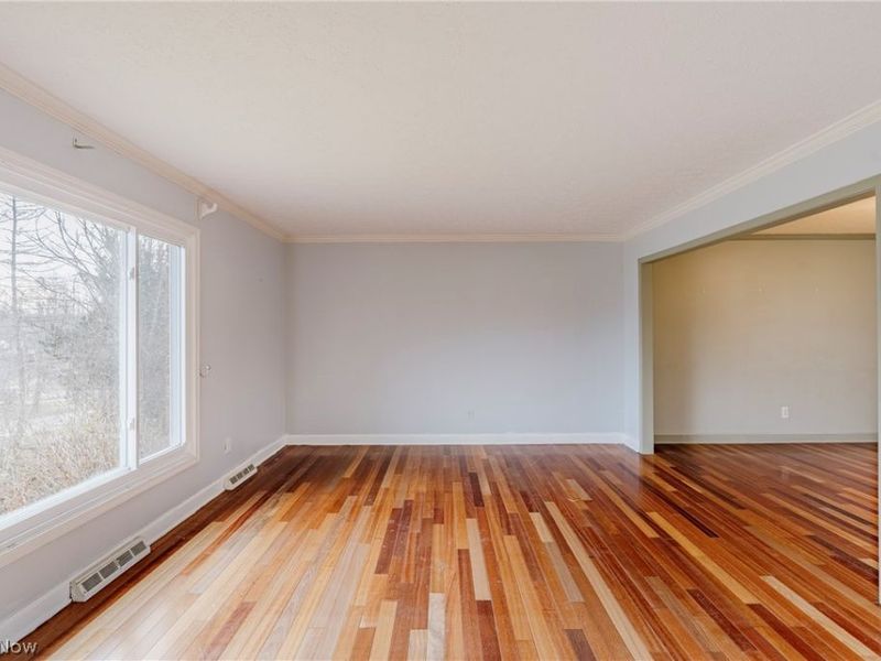 5875 Deepwood Trail, Solon, OH 44139 Photo 4