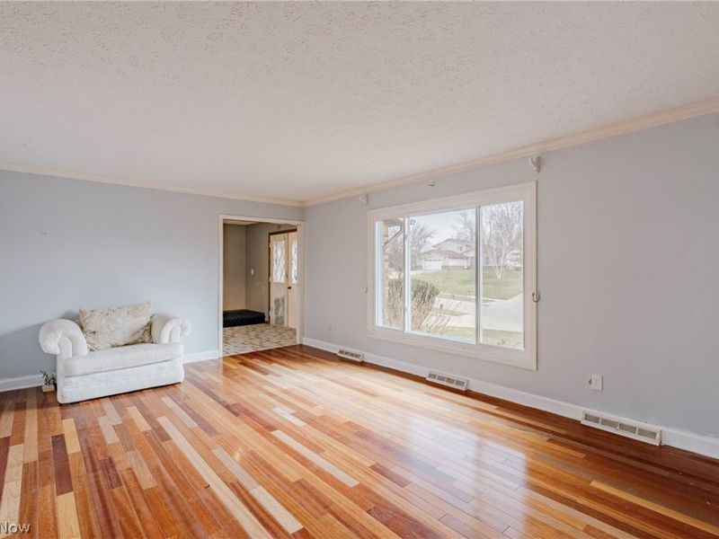 5875 Deepwood Trail, Solon, OH 44139 Photo 5