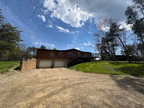 18670 Griffith Road, Logan, OH 43138