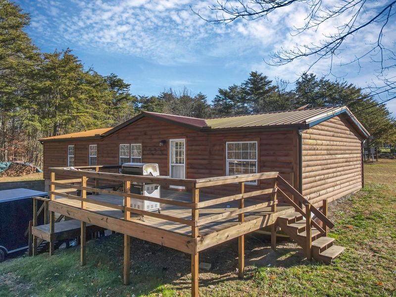 18670 Griffith Road, Logan, OH 43138 Photo 1