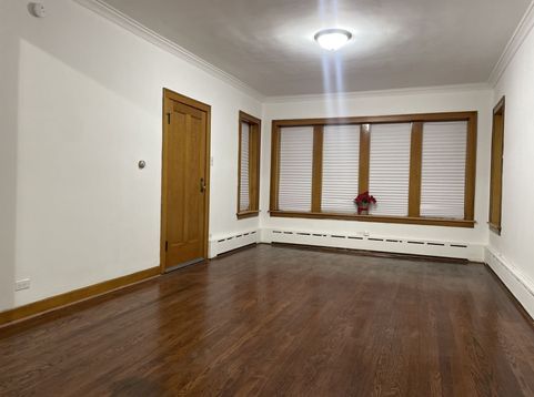 Main Photo