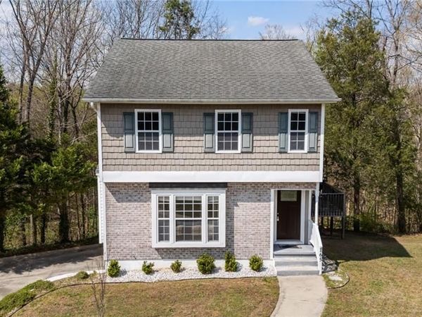 165 Heather Court , Mocksville, NC 27028