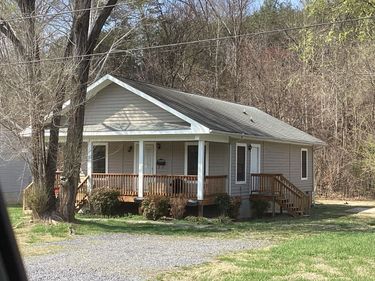 125 E 30th St , Buena Vista, VA 24416