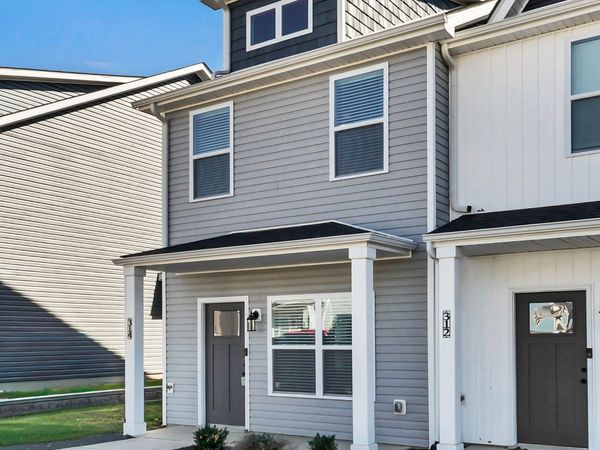 314 Front Ridge Circle , Clarksville, TN 37040