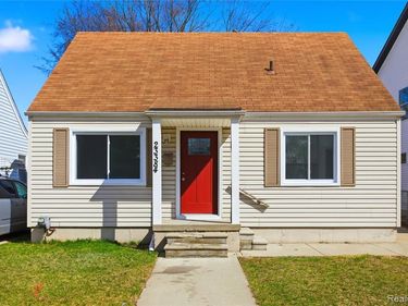 23384 Vassar Avenue, Hazel Park, MI 48030