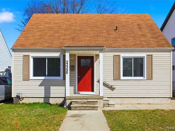 23384 Vassar Avenue, Hazel Park, MI 48030