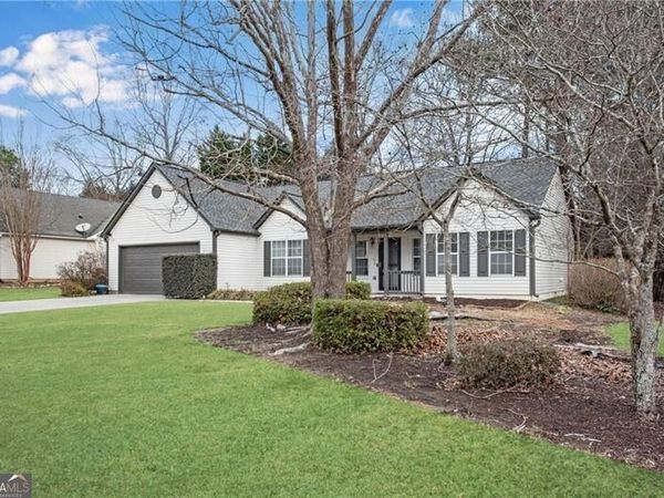 4132 Edenbrooke Circle, Loganville, GA 30052