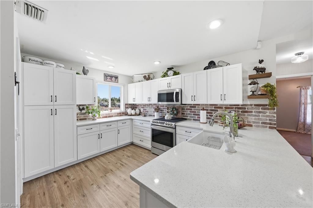 2988 29th Ave Ne, Naples, FL 34120 Photo