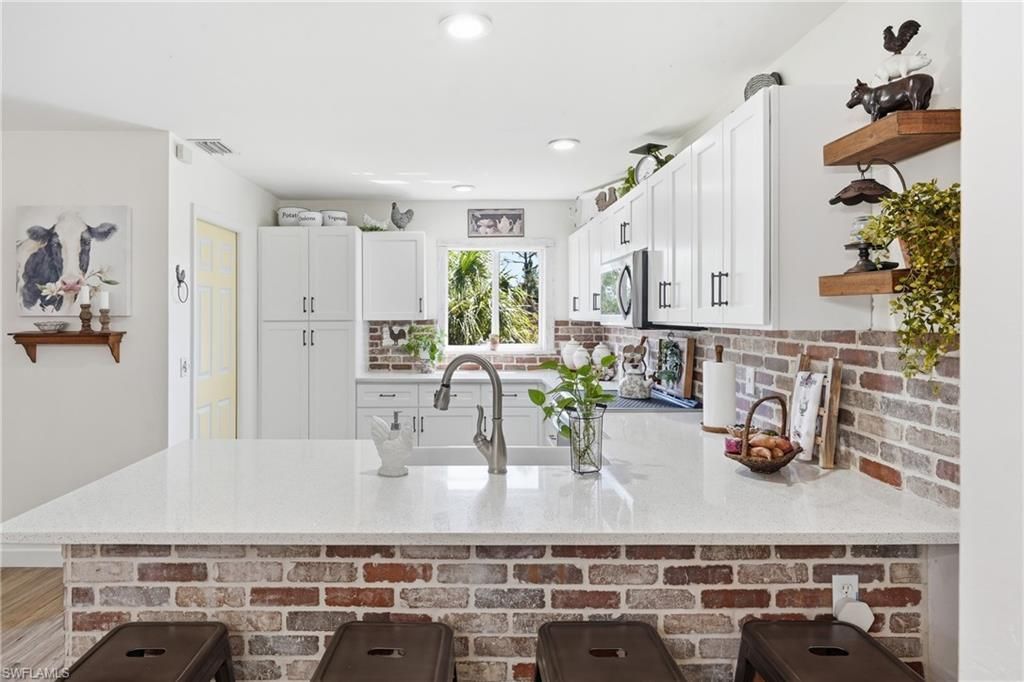 2988 29th Ave Ne, Naples, FL 34120 Photo