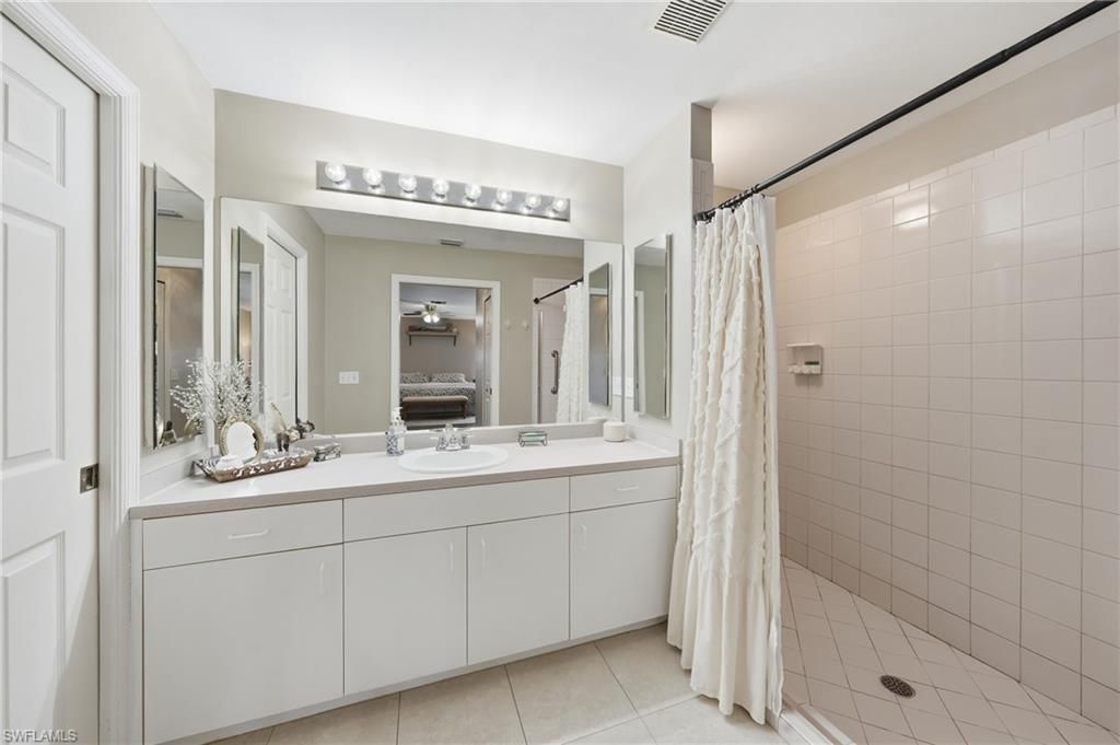 2988 29th Ave Ne, Naples, FL 34120 Photo