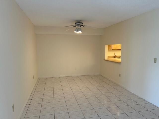 145 Lake Nancy Lane, Unit 125, West Palm Beach, FL 33411 Photo