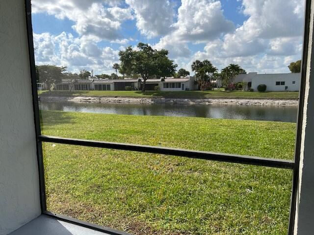 145 Lake Nancy Lane, Unit 125, West Palm Beach, FL 33411 Photo