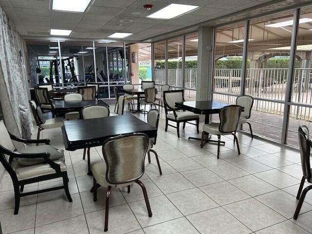 145 Lake Nancy Lane, Unit 125, West Palm Beach, FL 33411 Photo