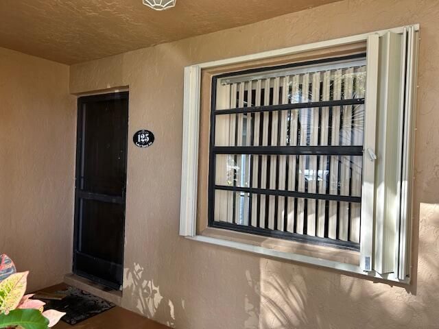 145 Lake Nancy Lane, Unit 125, West Palm Beach, FL 33411 Photo