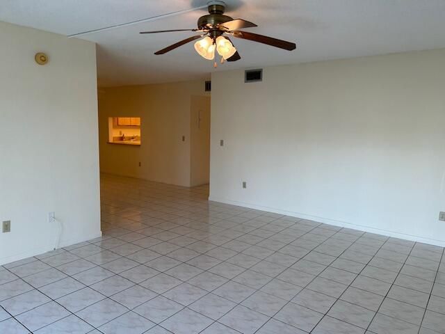 145 Lake Nancy Lane, Unit 125, West Palm Beach, FL 33411 Photo