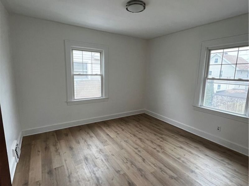 2089 Elbur Avenue, Lakewood, OH 44107 Photo 12