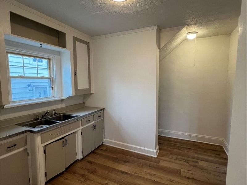 2089 Elbur Avenue, Lakewood, OH 44107 Photo 8