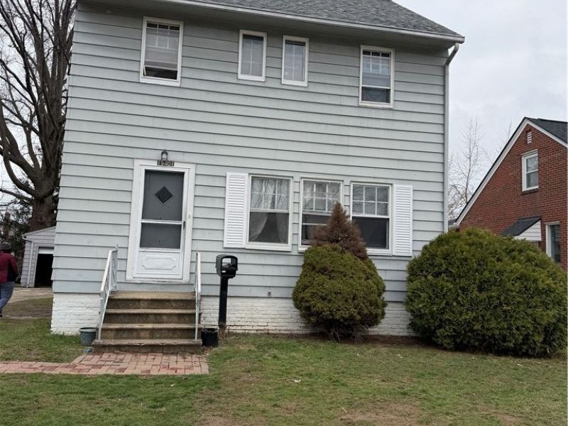 19401 Meredith Avenue, Euclid, OH 44123 Photo 1