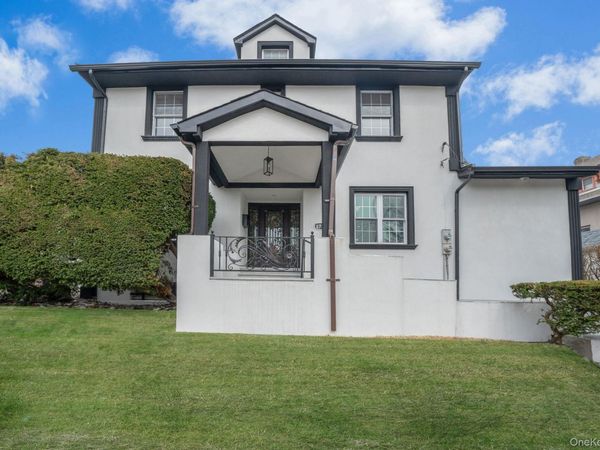 8703 168th Place , Jamaica, NY 11432