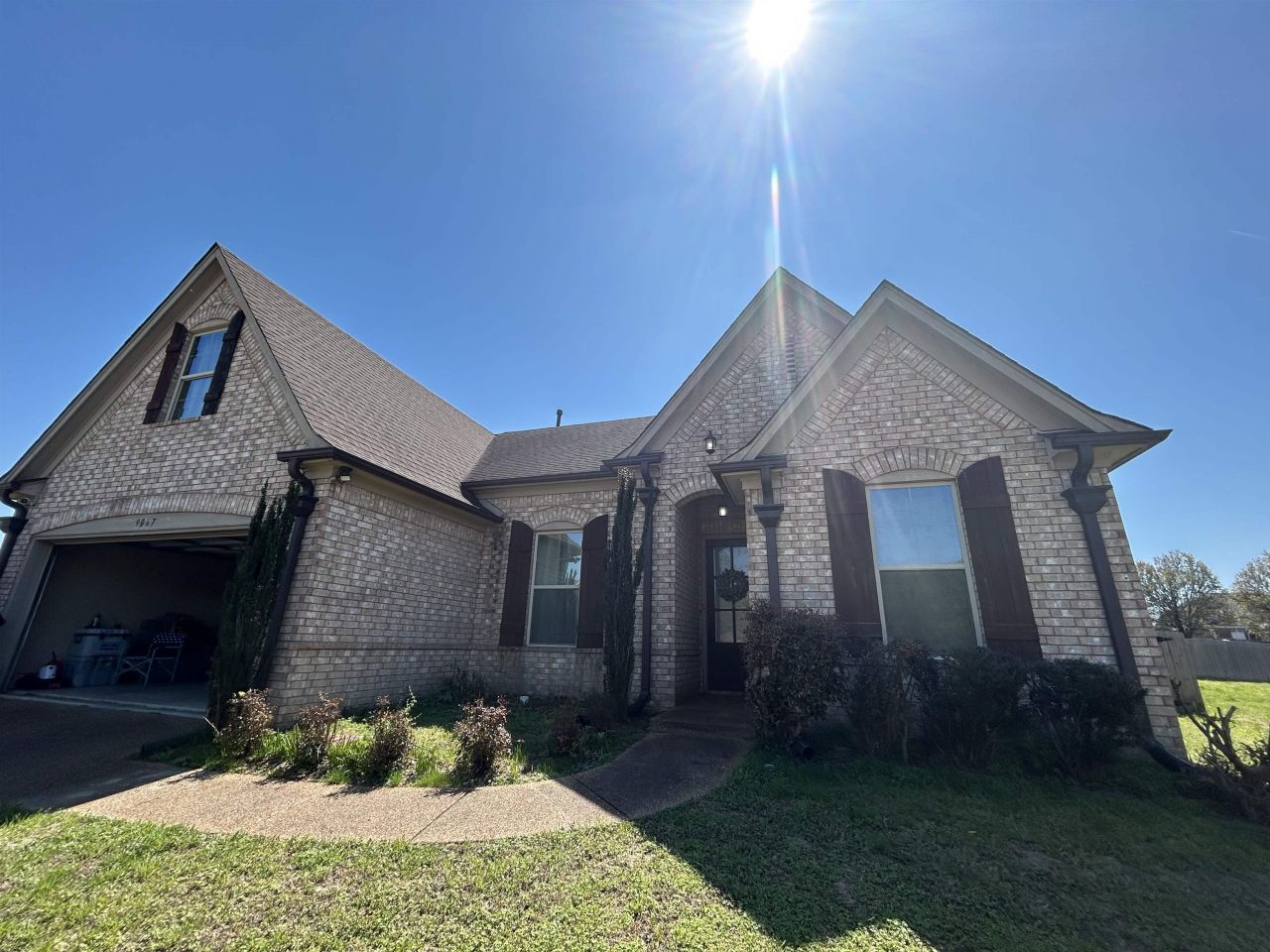 9067 Oakvale Cv, Cordova, TN 38016 Main Photo