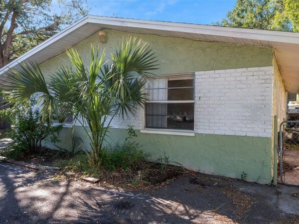 914 LAKE PALMS DRIVE , LARGO, FL 33771