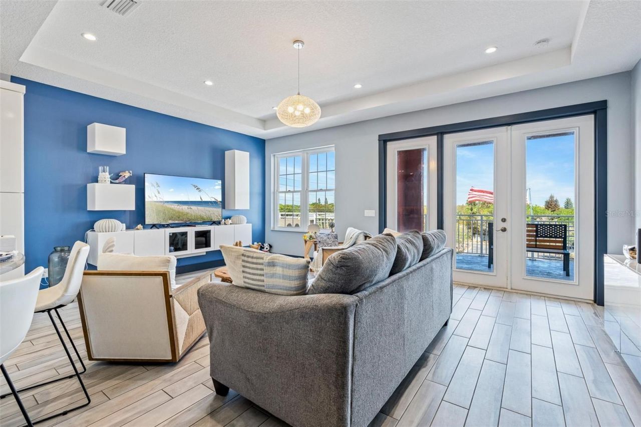 701 E 3rd Avenue , Unit PH, New Smyrna Beach, FL 32169 Photo