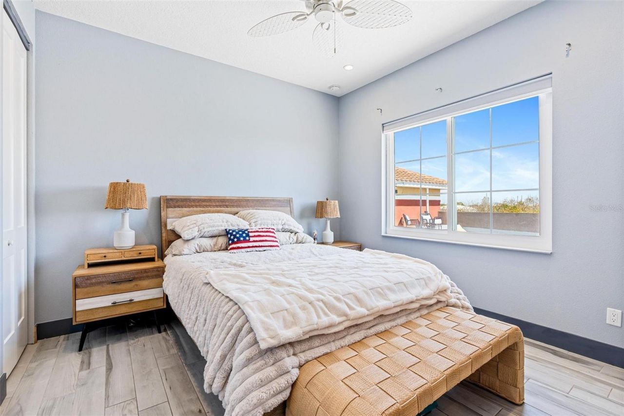 701 E 3rd Avenue , Unit PH, New Smyrna Beach, FL 32169 Photo