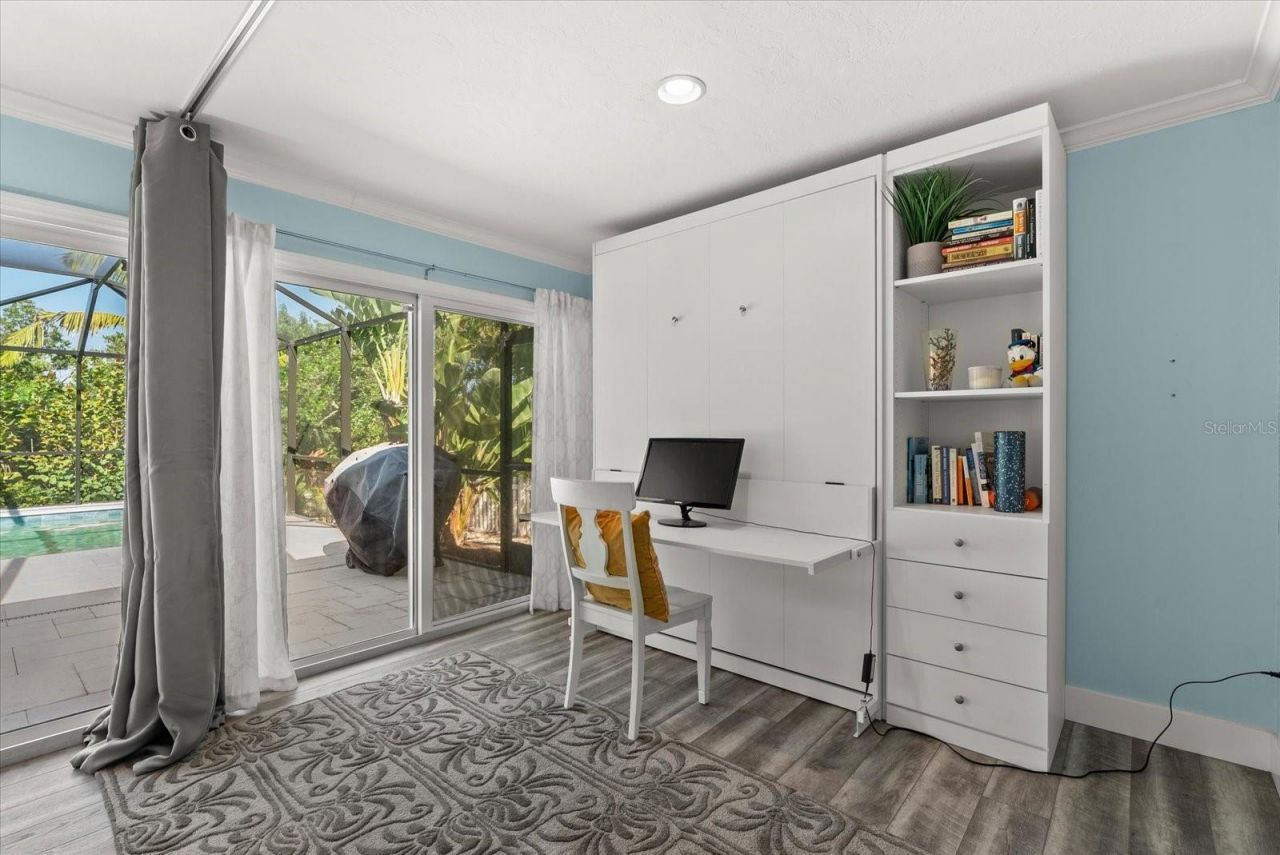 704 Tropical Circle, Sarasota, FL 34242 Photo